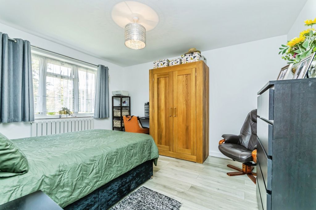 Property photo 2 of 17 Pbox-Img.Jpg