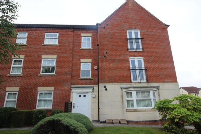 Property photo 1 of 9