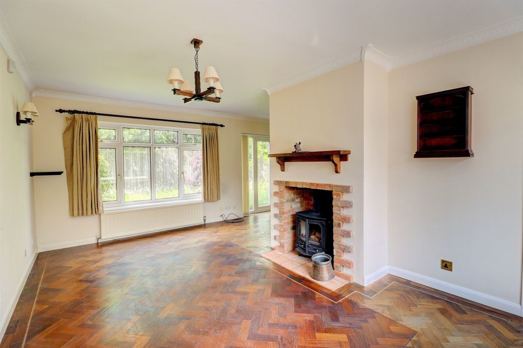Property photo 2 of 16 Picture No. 20