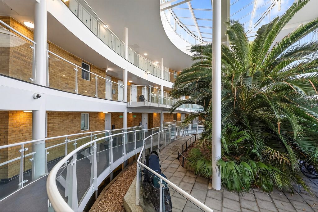 Property photo 2 of 13