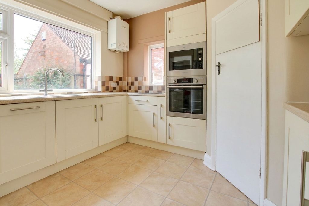 Property photo 3 of 30