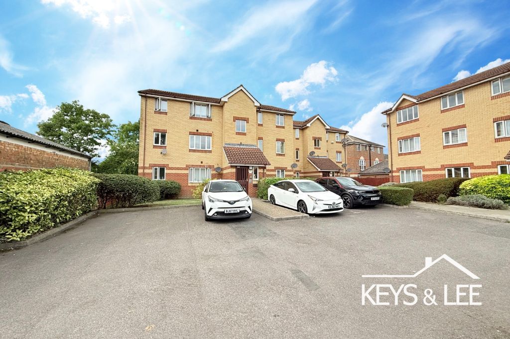 Property photo 1 of 9 4478501