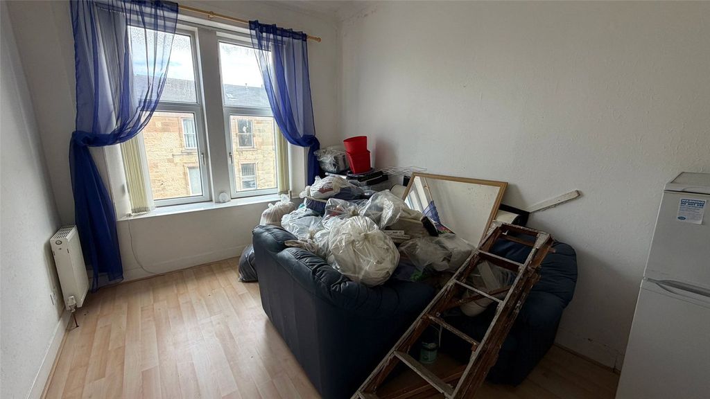 Property photo 3 of 4 Picture No. 04