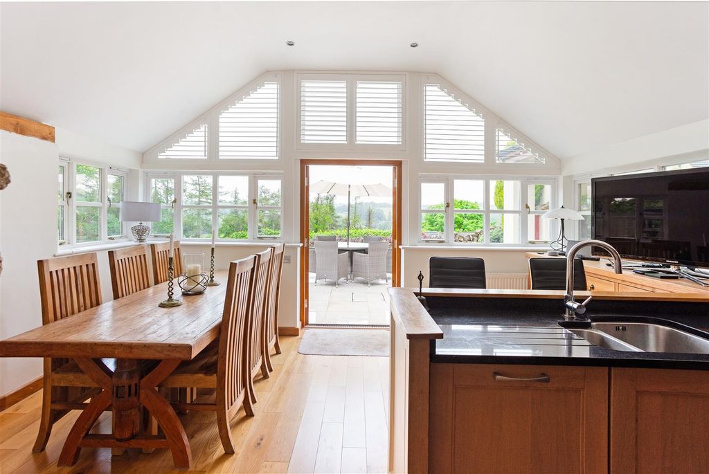 Property photo 3 of 29 70979_Updown Cottag - (4).Jpg