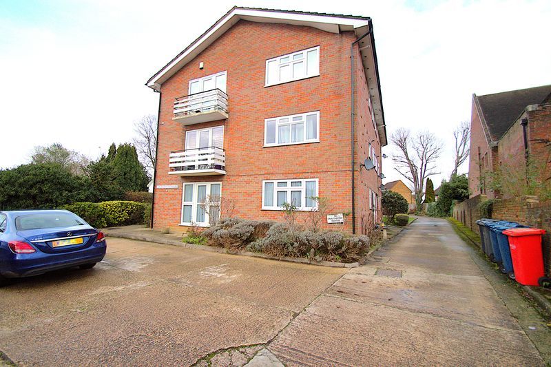 Property photo 1 of 10 Photo 10