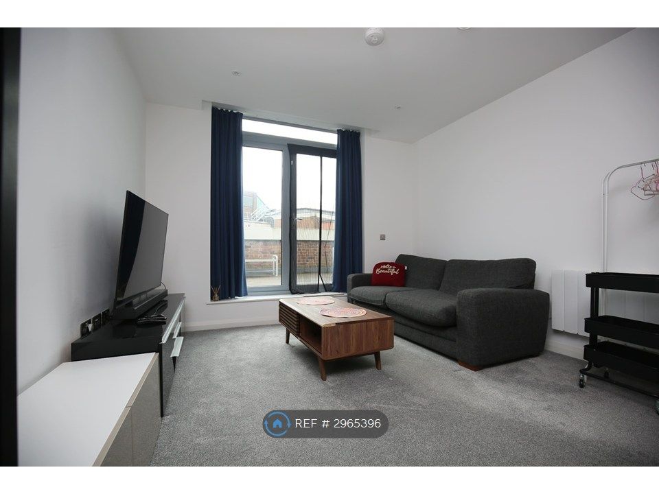 Property photo 3 of 11