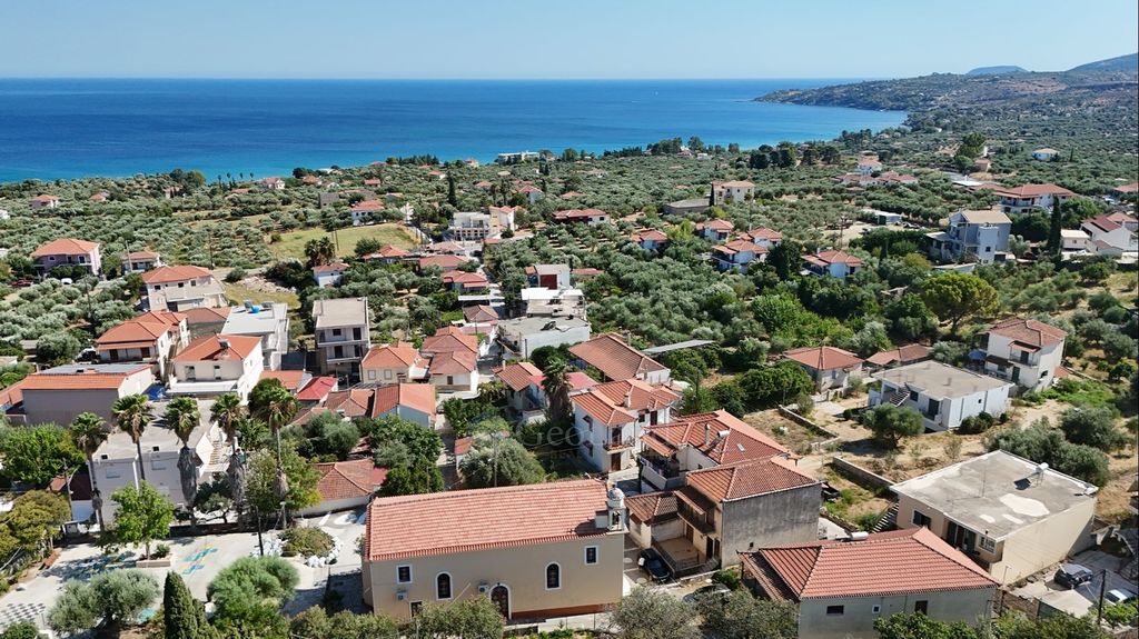 Property photo 3 of 17