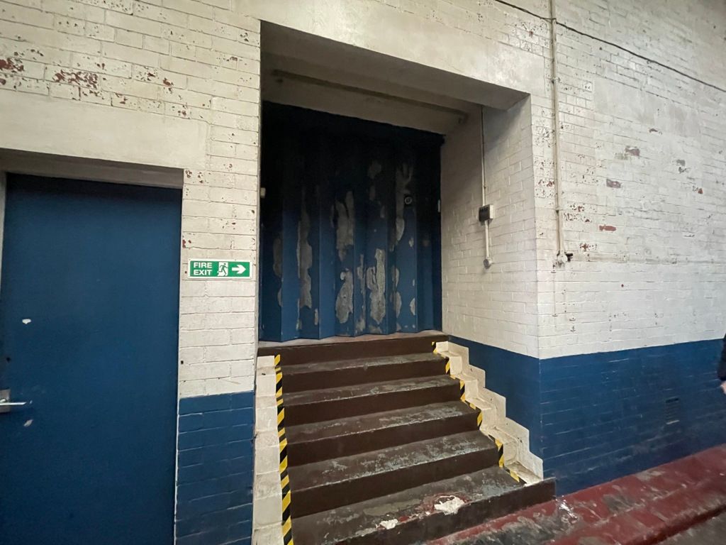 Property photo 2 of 5 Photo 4