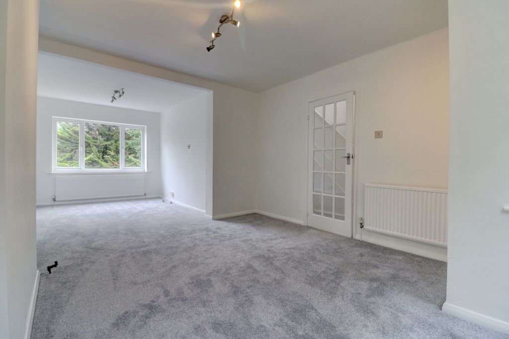 Property photo 2 of 14 Picture No. 03