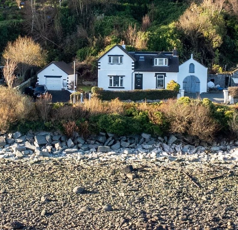 Property photo 2 of 48 4674122