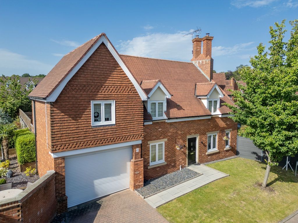 Property photo 1 of 29