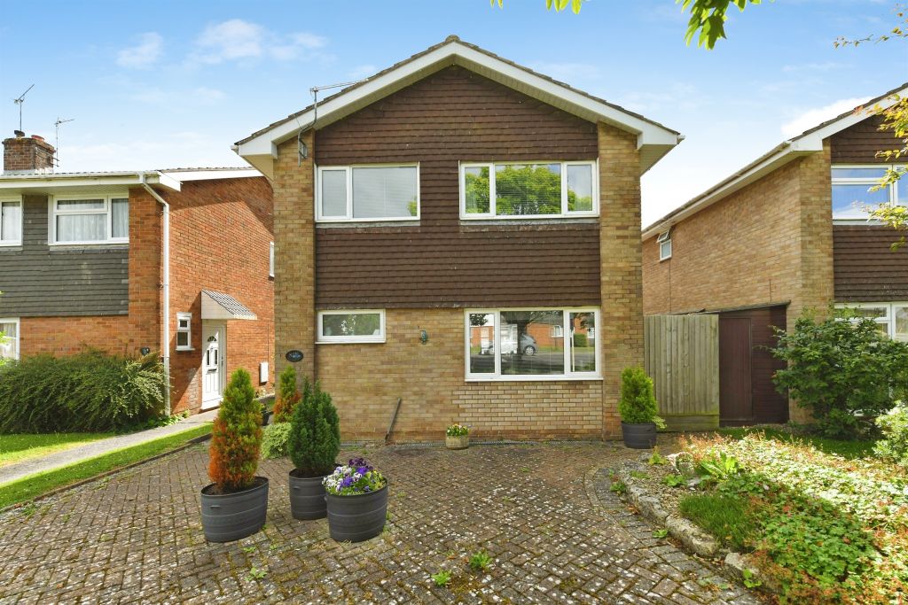 Property photo 1 of 22