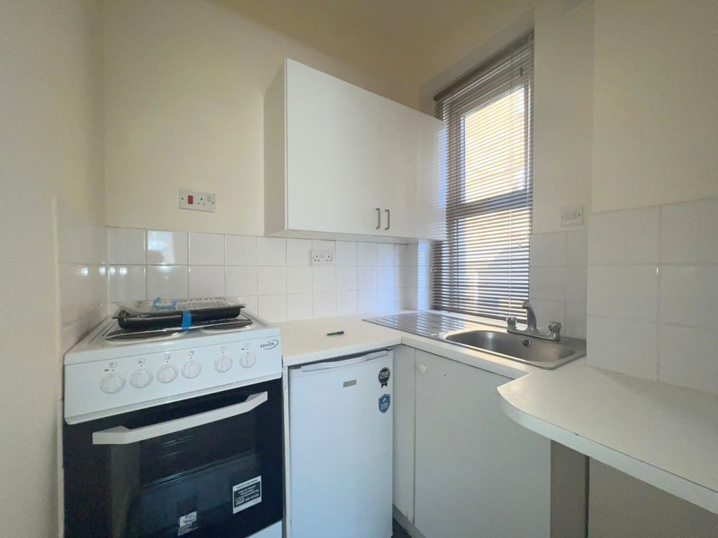 Property photo 3 of 5 Gallery