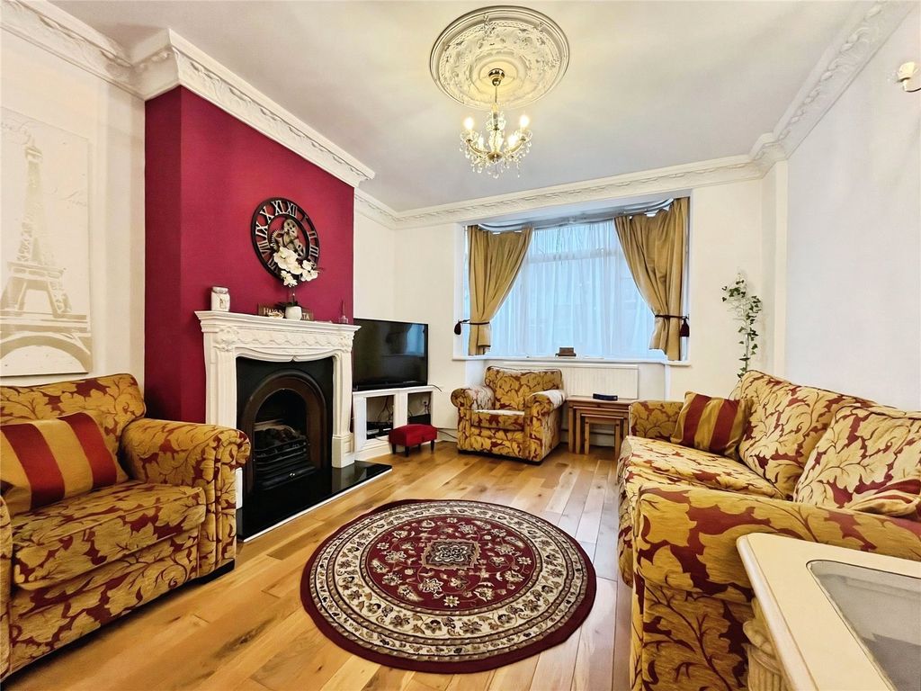 Property photo 1 of 11 Reception Room