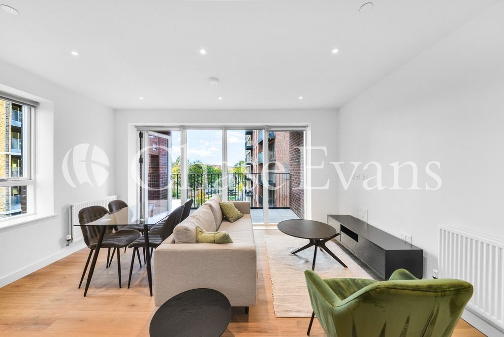 Property photo 3 of 15 Living Area