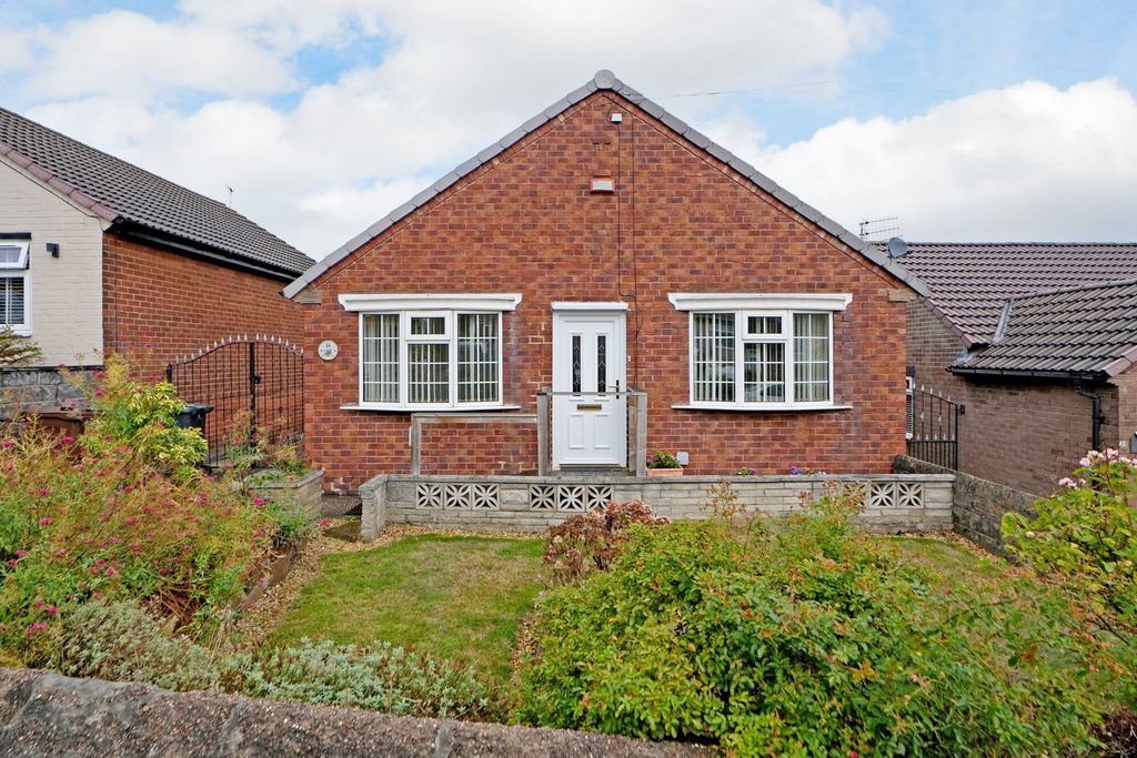 Property photo 1 of 18