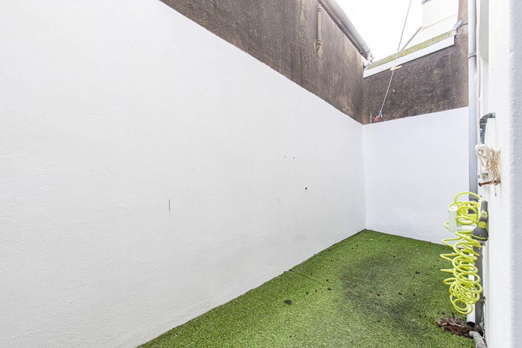 Additional image 19 of 2 bed terraced house to rentDouglas Street, Peel, 1 IM5