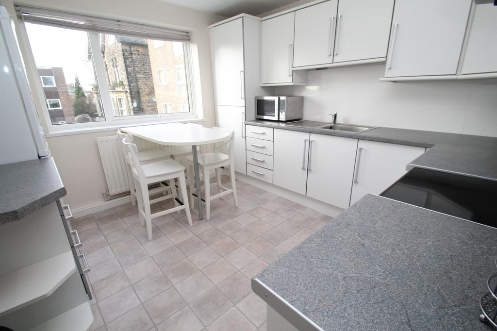 Property photo 2 of 8 0 General