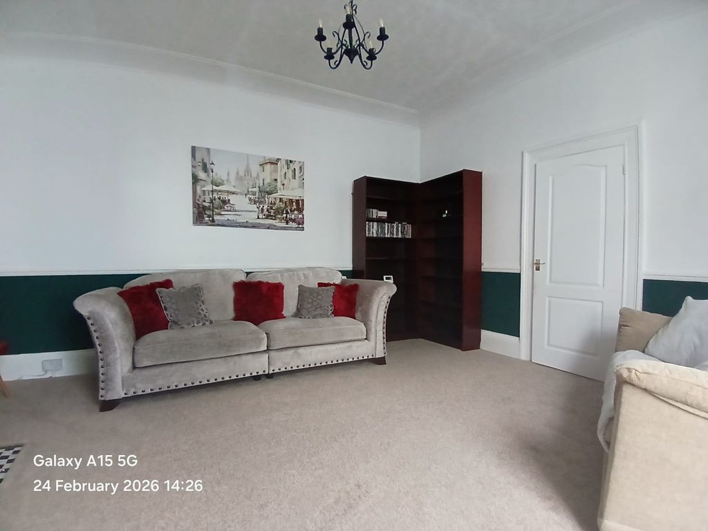 Property photo 2 of 10 6 Catherine Street 24.02 (19)