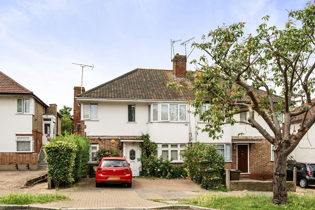 Property photo 1 of 17 1480667-13-6A33Cf...