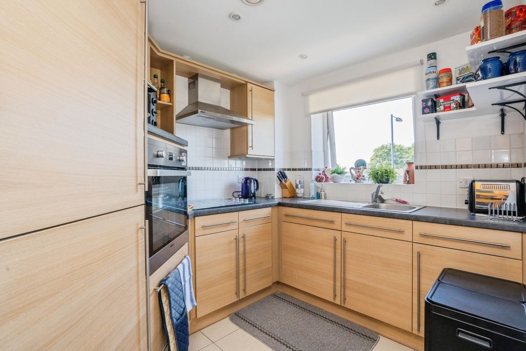 Property photo 2 of 14 Pbox-Img.Jpg