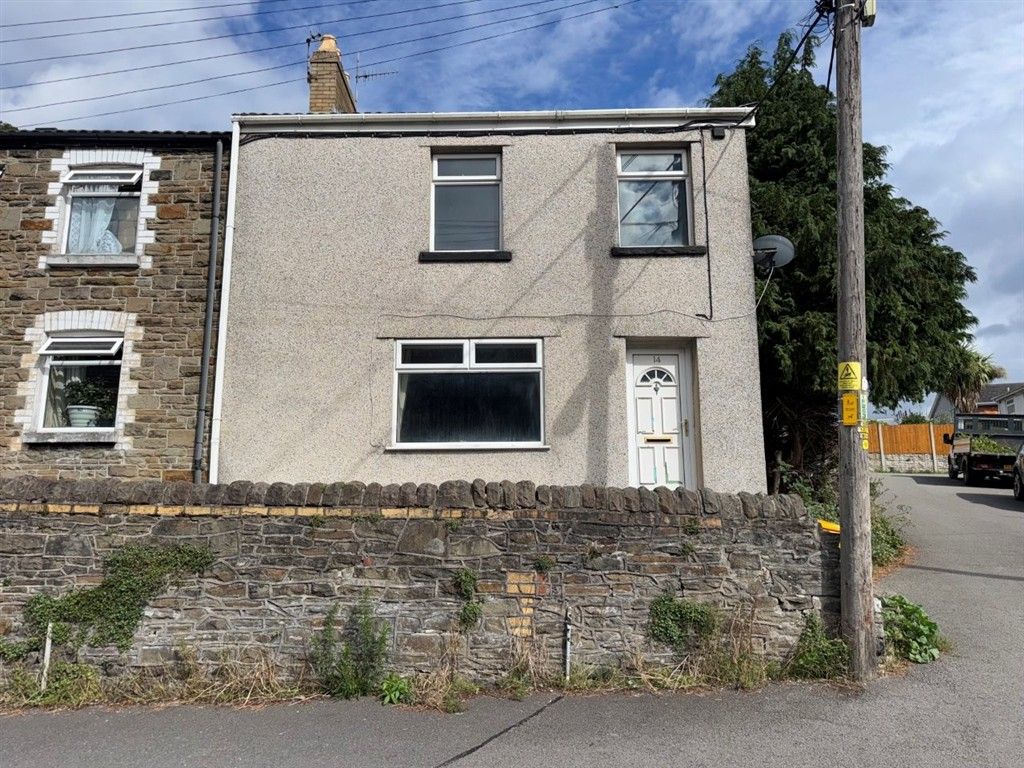 Property photo 1 of 12