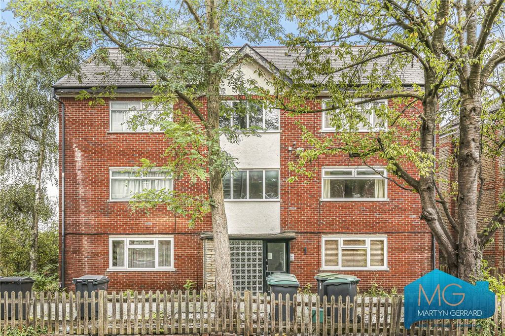 Property photo 1 of 8 Picture No. 25