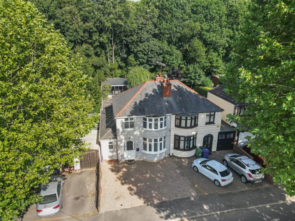 Property photo 1 of 16 Aerial Front