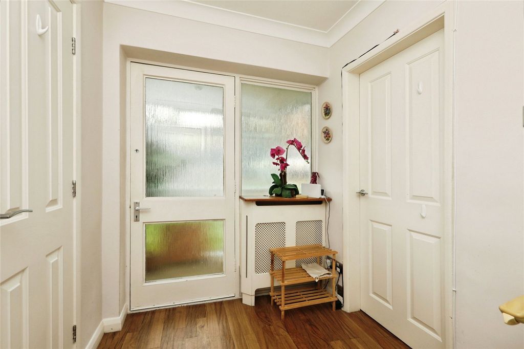 Property photo 2 of 28 Picture No. 38