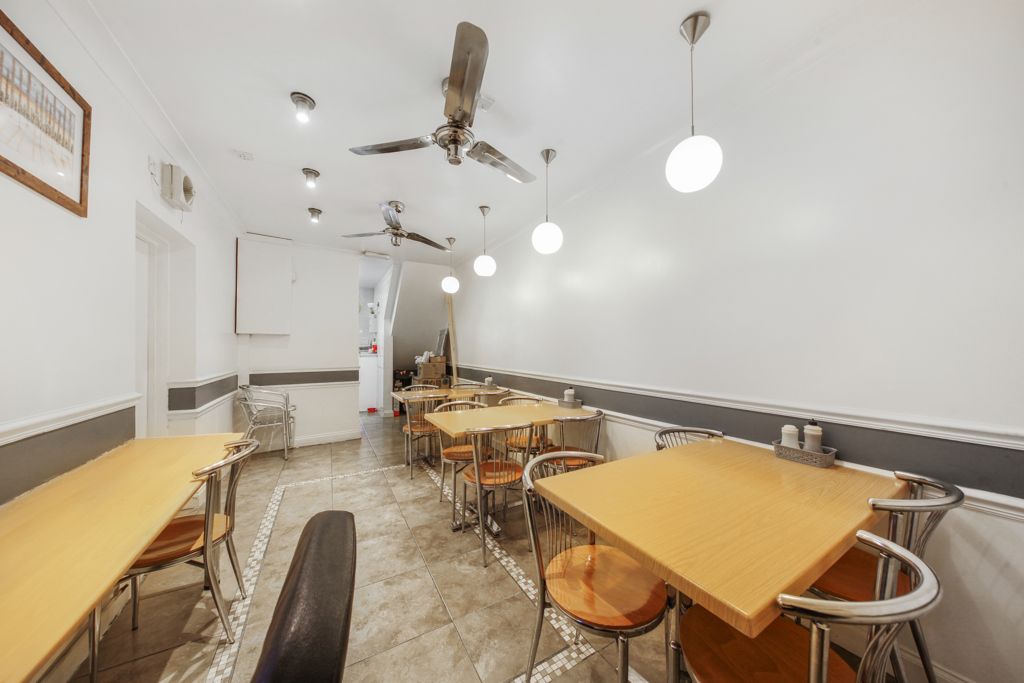 Property photo 3 of 18 Photo 4