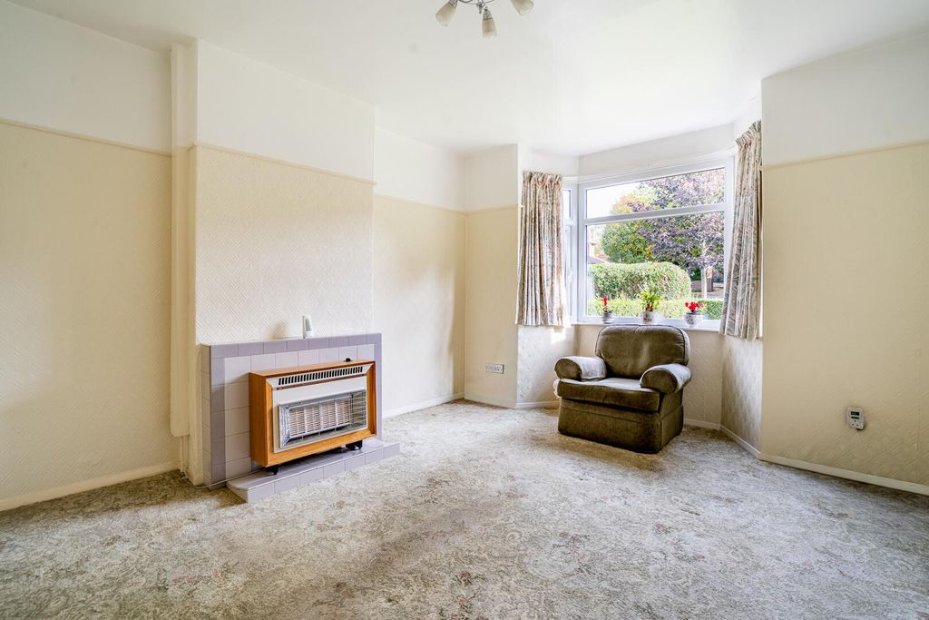 Property photo 2 of 17 Living Room