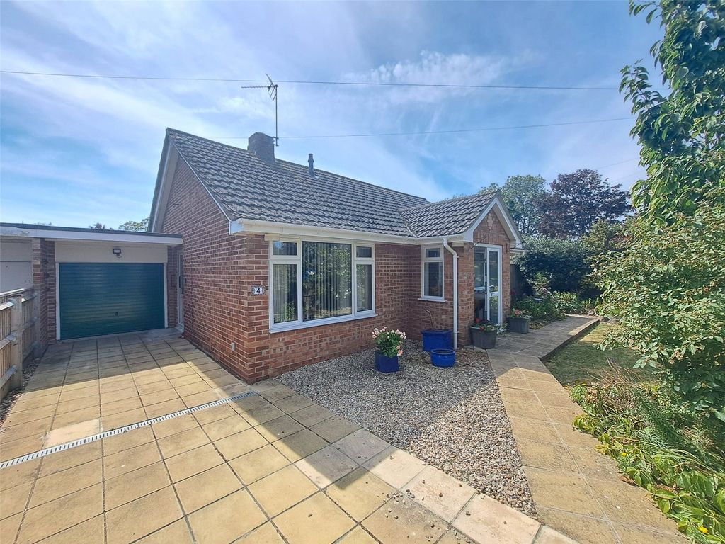 Property photo 1 of 35 Picture No. 02
