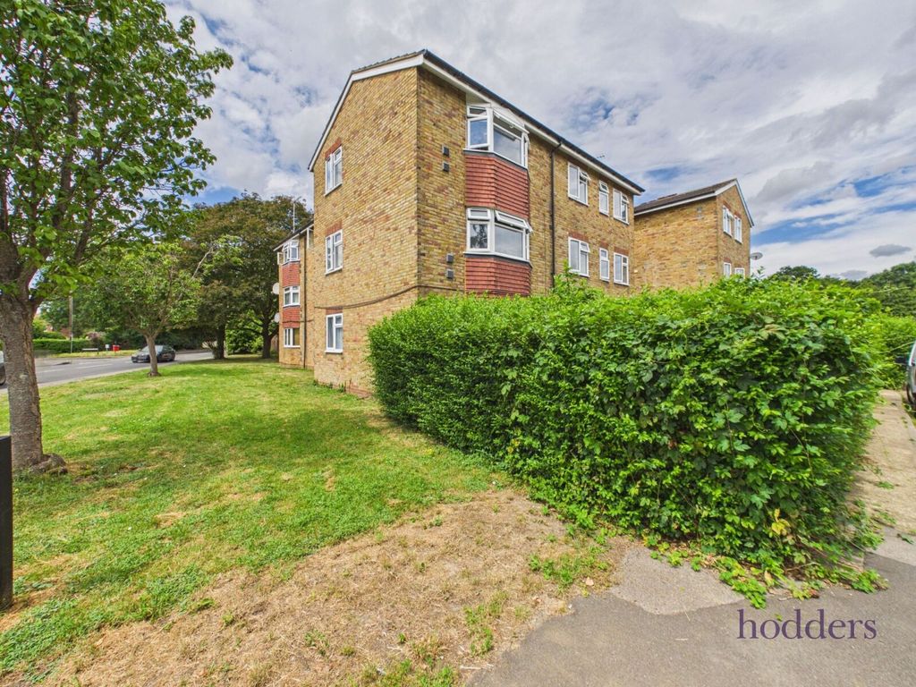 Property photo 2 of 16 Picture No. 21