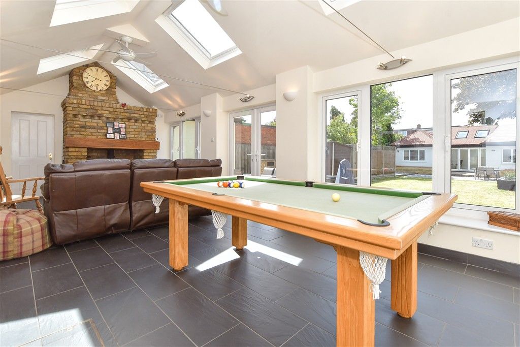 Property photo 3 of 21 Garden Room