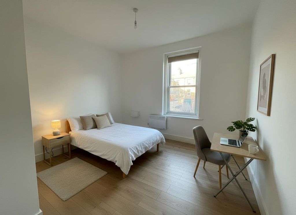 Property photo 1 of 3 136A Upper Clapton Road.Png