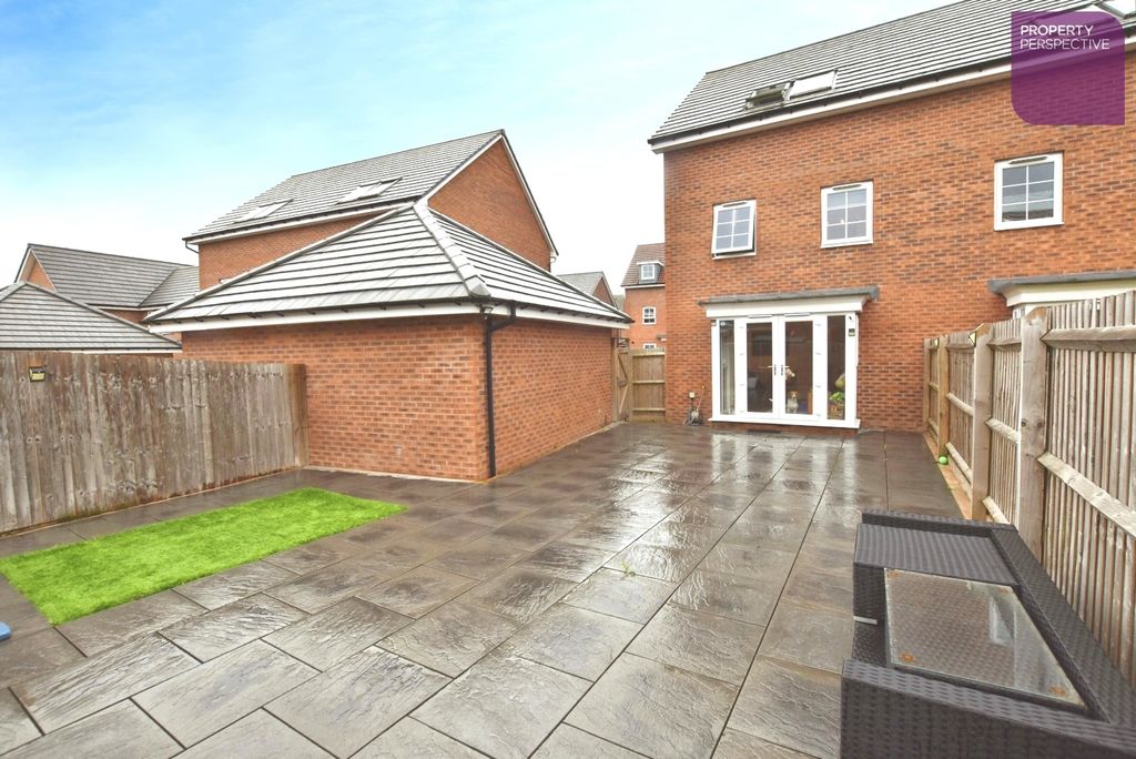Property photo 2 of 17 Pbox-Img.Jpg