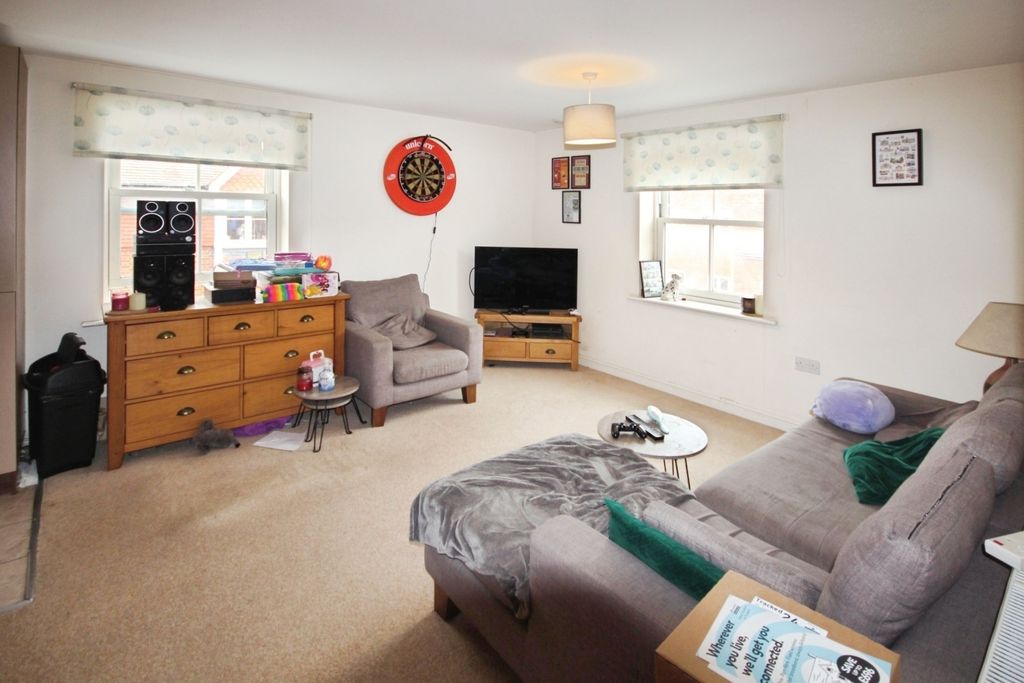 Property photo 3 of 9 Picture No. 04