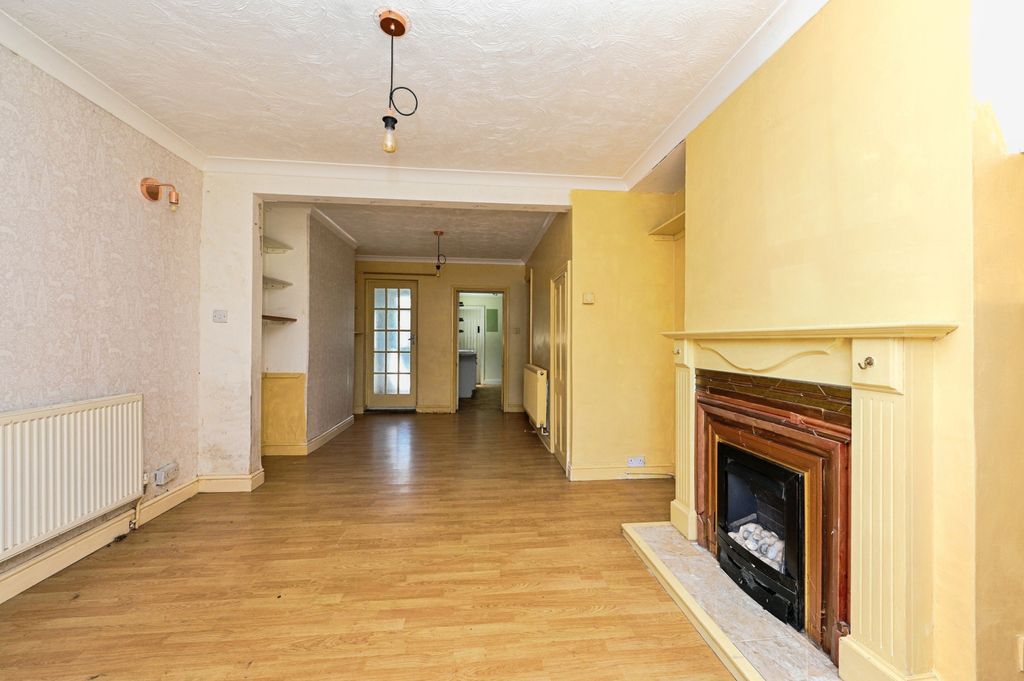 Property photo 3 of 20 35Cnt007