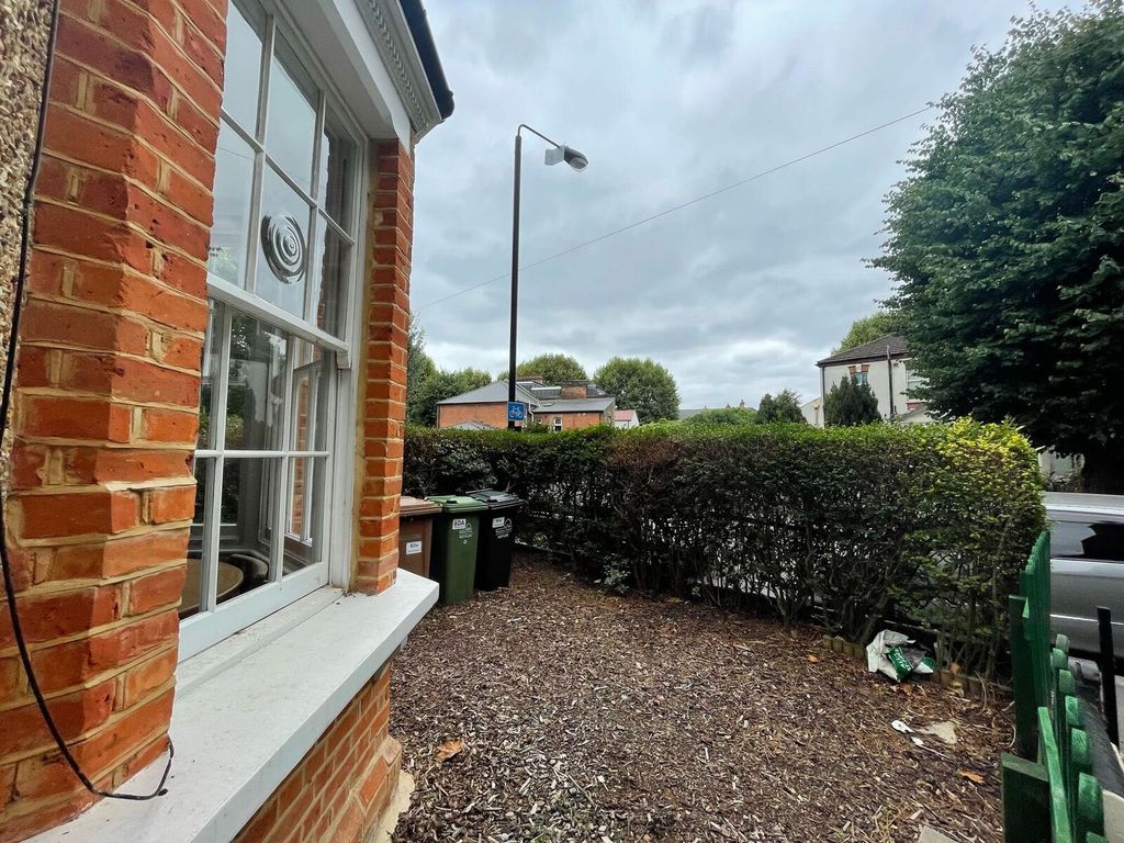 Property photo 3 of 5