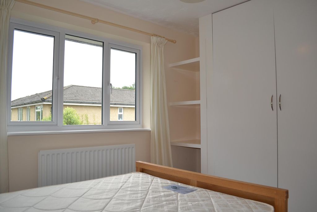 Property photo 2 of 10 Master Bedroom