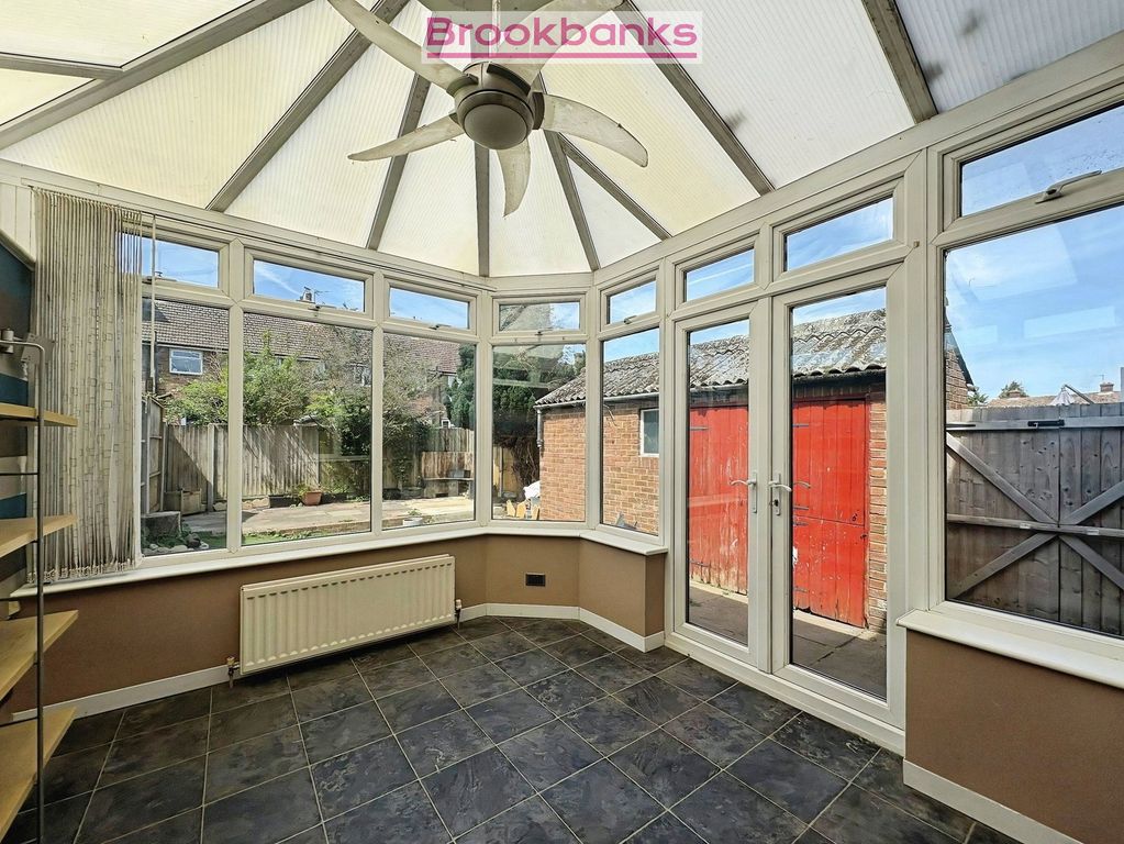 Property photo 3 of 16
