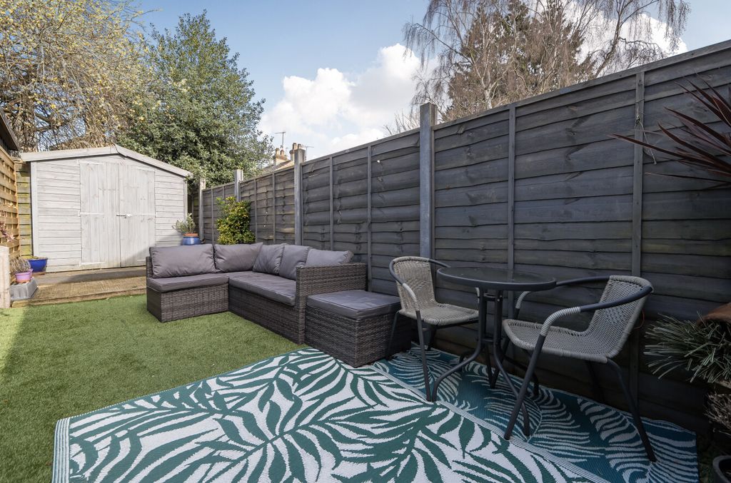 Property photo 2 of 15