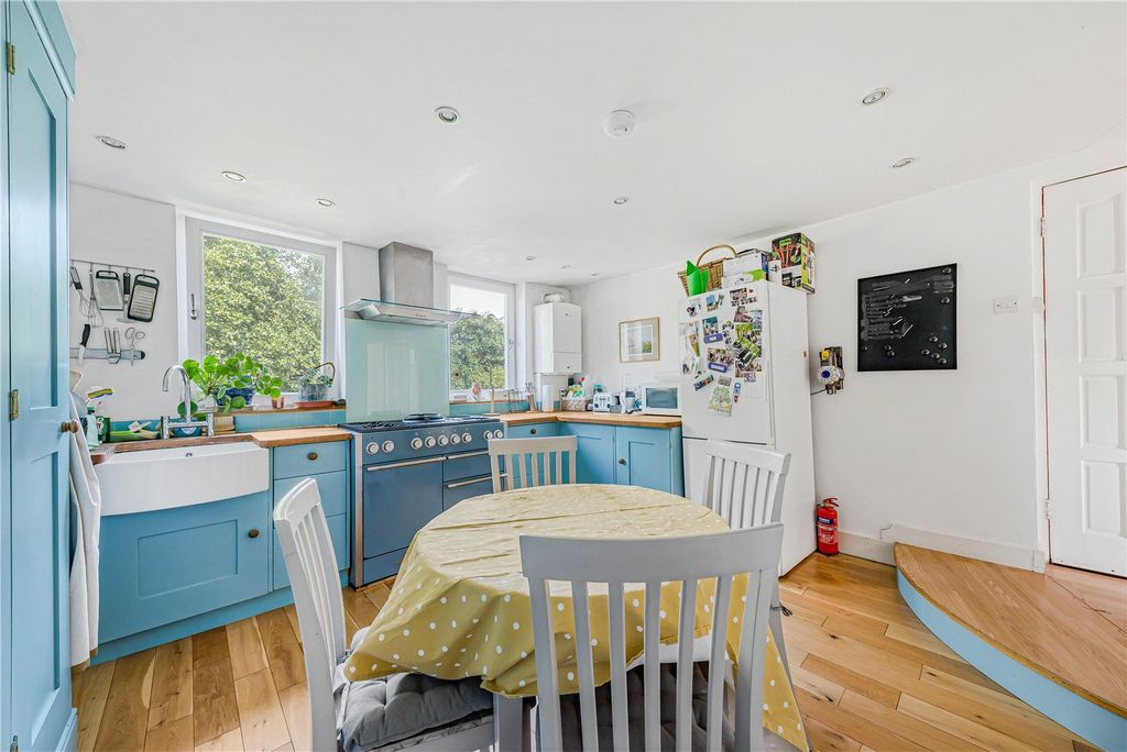 Property photo 3 of 15 Picture No. 24