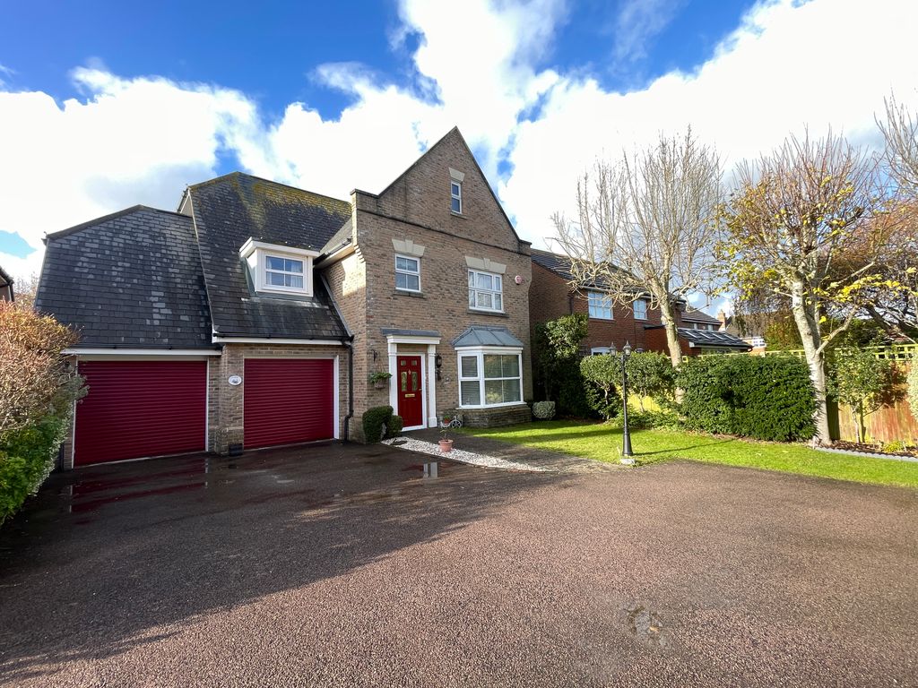 Property photo 1 of 27