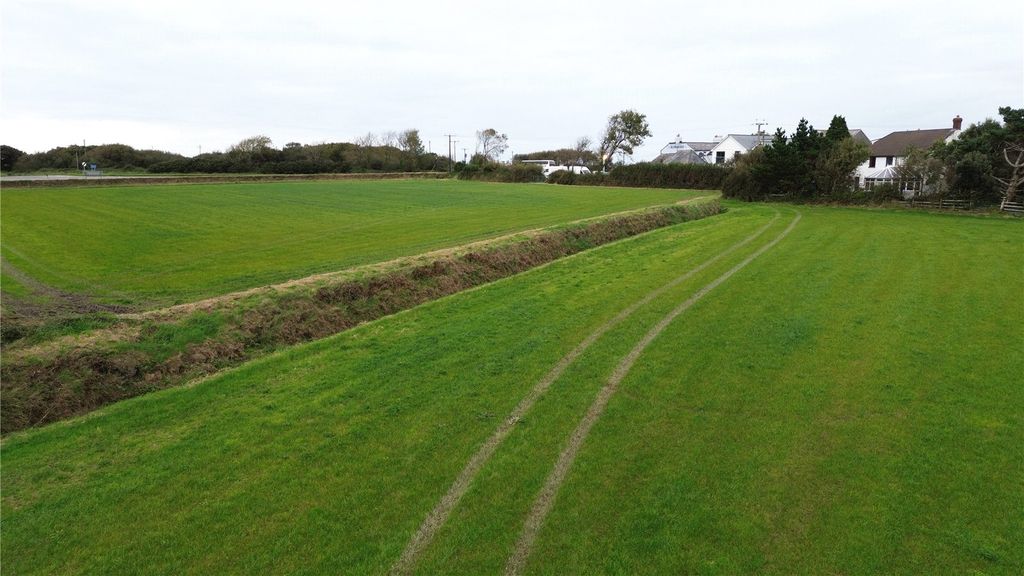 Property photo 2 of 5 Picture No. 02