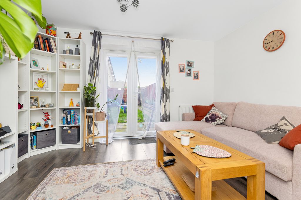 Property photo 3 of 18 Property Image 3