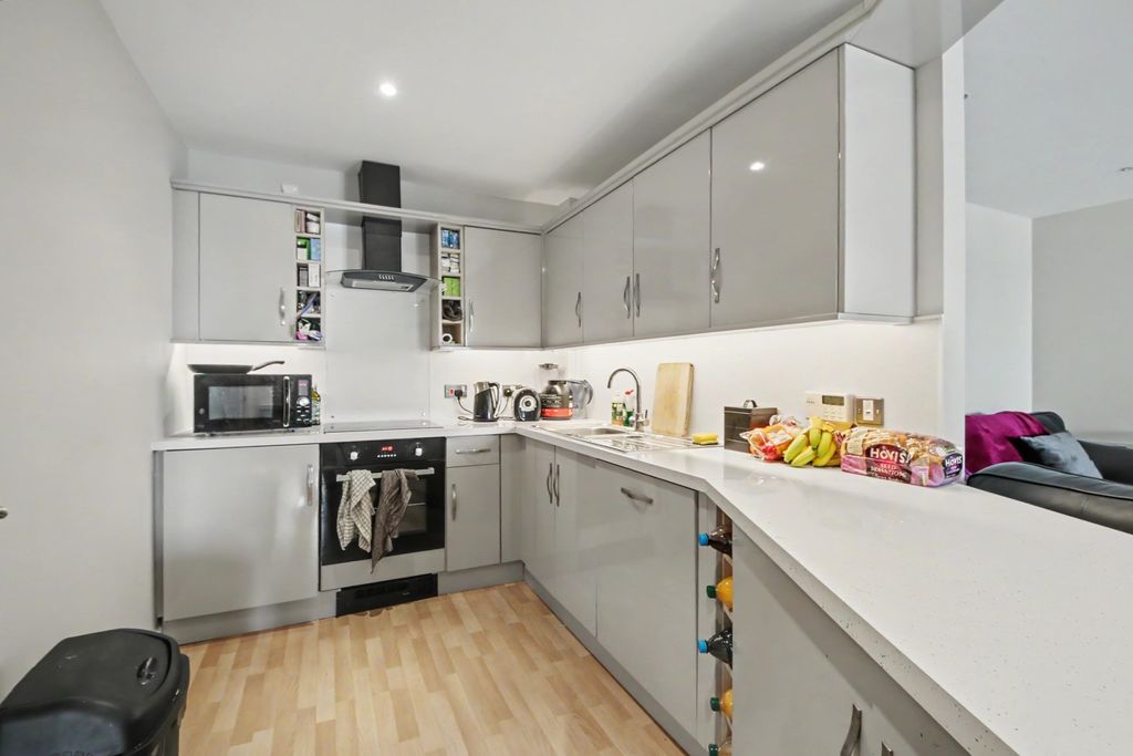 Property photo 3 of 15 Img_9352