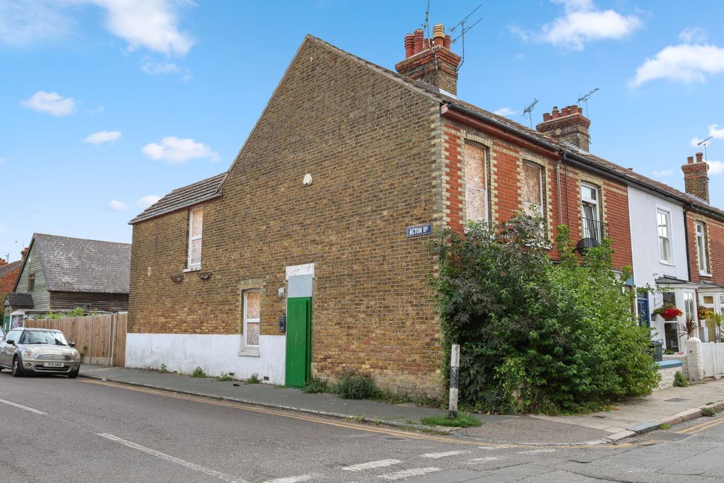 Property photo 1 of 22 95 Regent Street, Whitstable, Kent, Ct5 1Jl