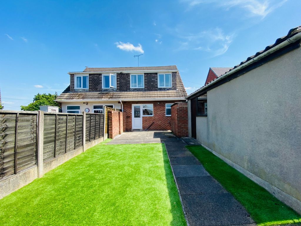Property photo 2 of 22