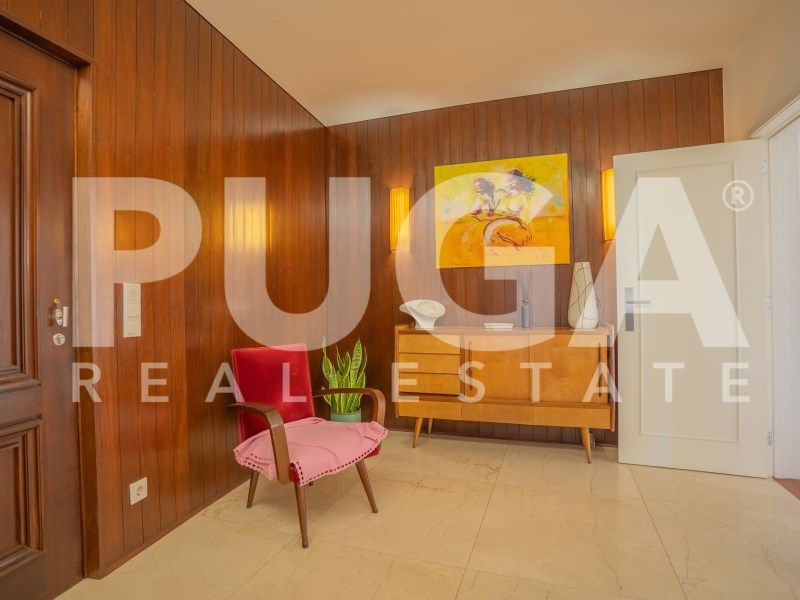 Property photo 2 of 26